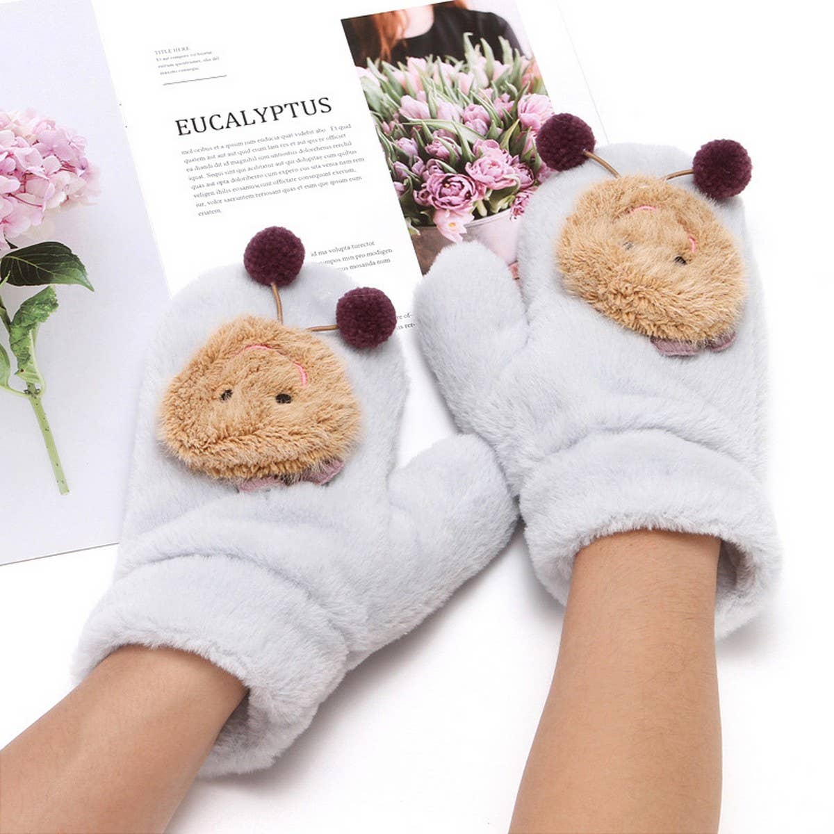 CUTE WINTER PLUSH AND THICKENED RABBIT FUR GLOVES_CWAG0267