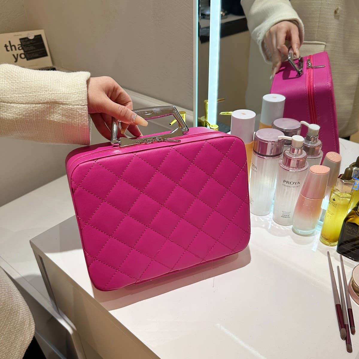 NEW FASHION EMBROIDERY DIAMOND COSMETIC BAG_CWAB4494