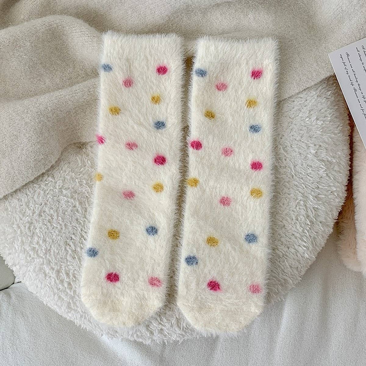 Warm And Cute Polka Dot Home Sleeping Socks_Cwms1056