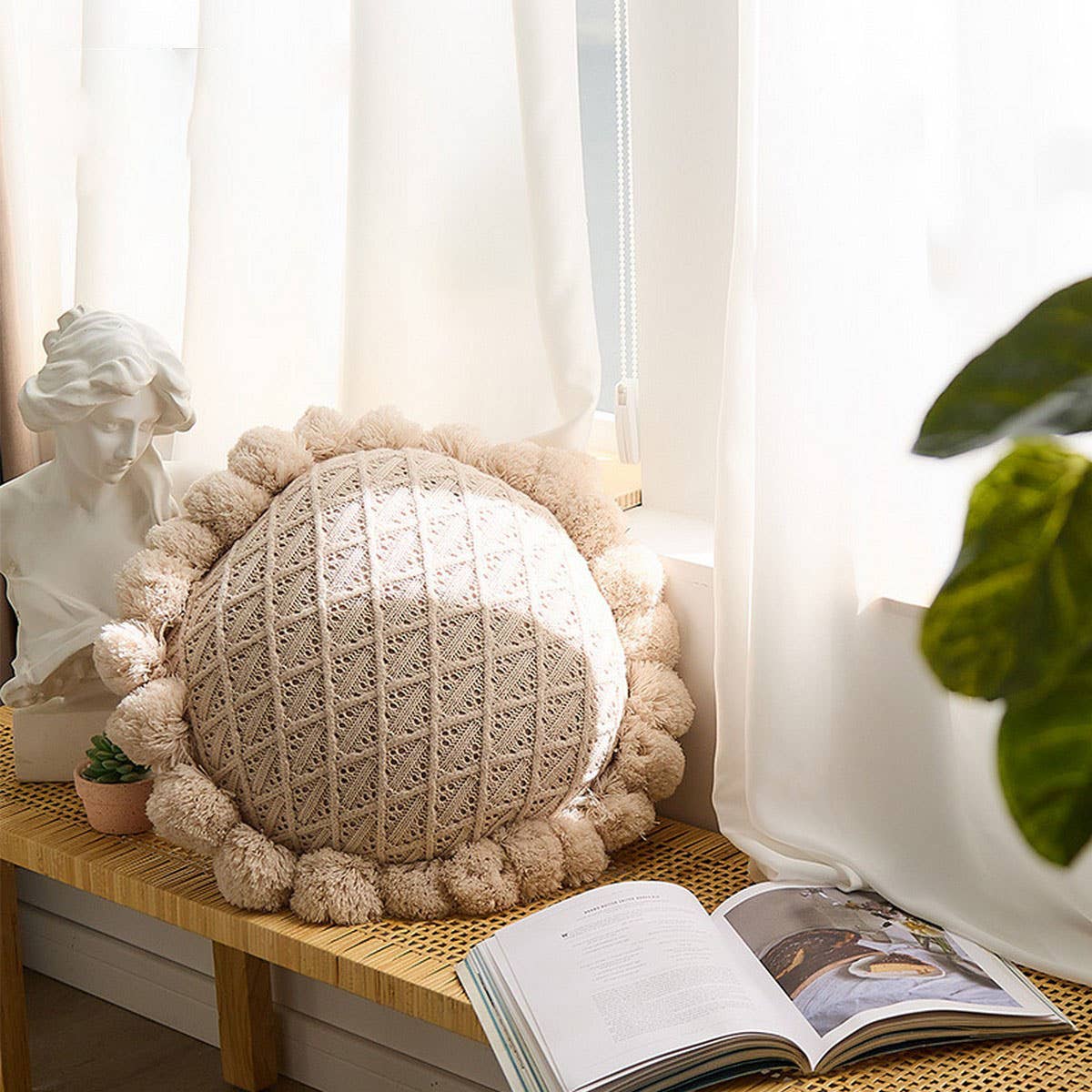 SOLID COLOR ROUND WOOL BALL KNITTED THROW PILLOW_CWMM2365