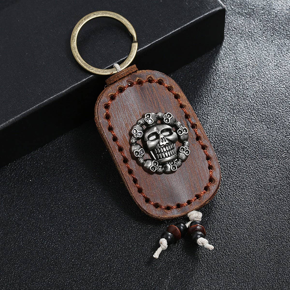 MENS DOUBLE SIDED SKULL CAR KEYCHAIN_CWMM5022