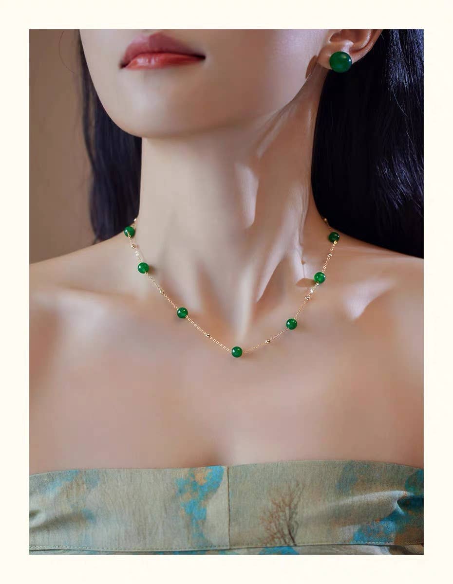 Fashionable Bahak Freshwater Pearl Necklace