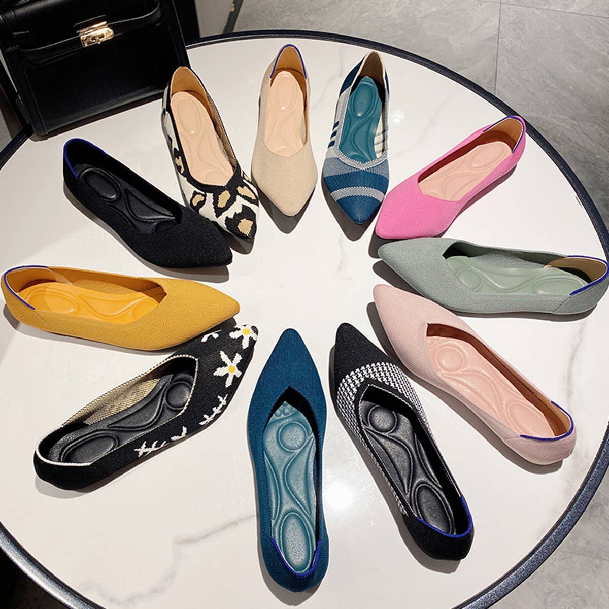 COMFORTABLE POINTED FLAT SHOES FOR WOMEN_CWSHF0006