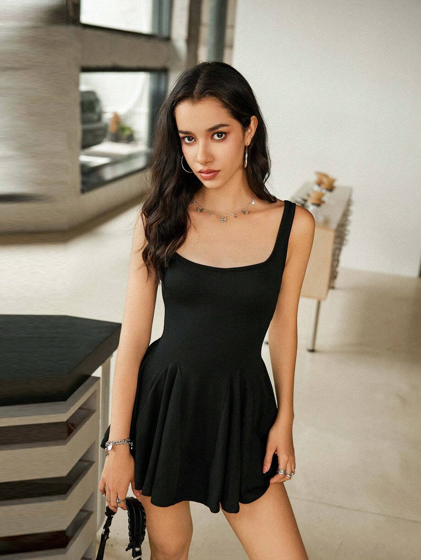 Waist Slimming Simple Solid Color Halter Dress
