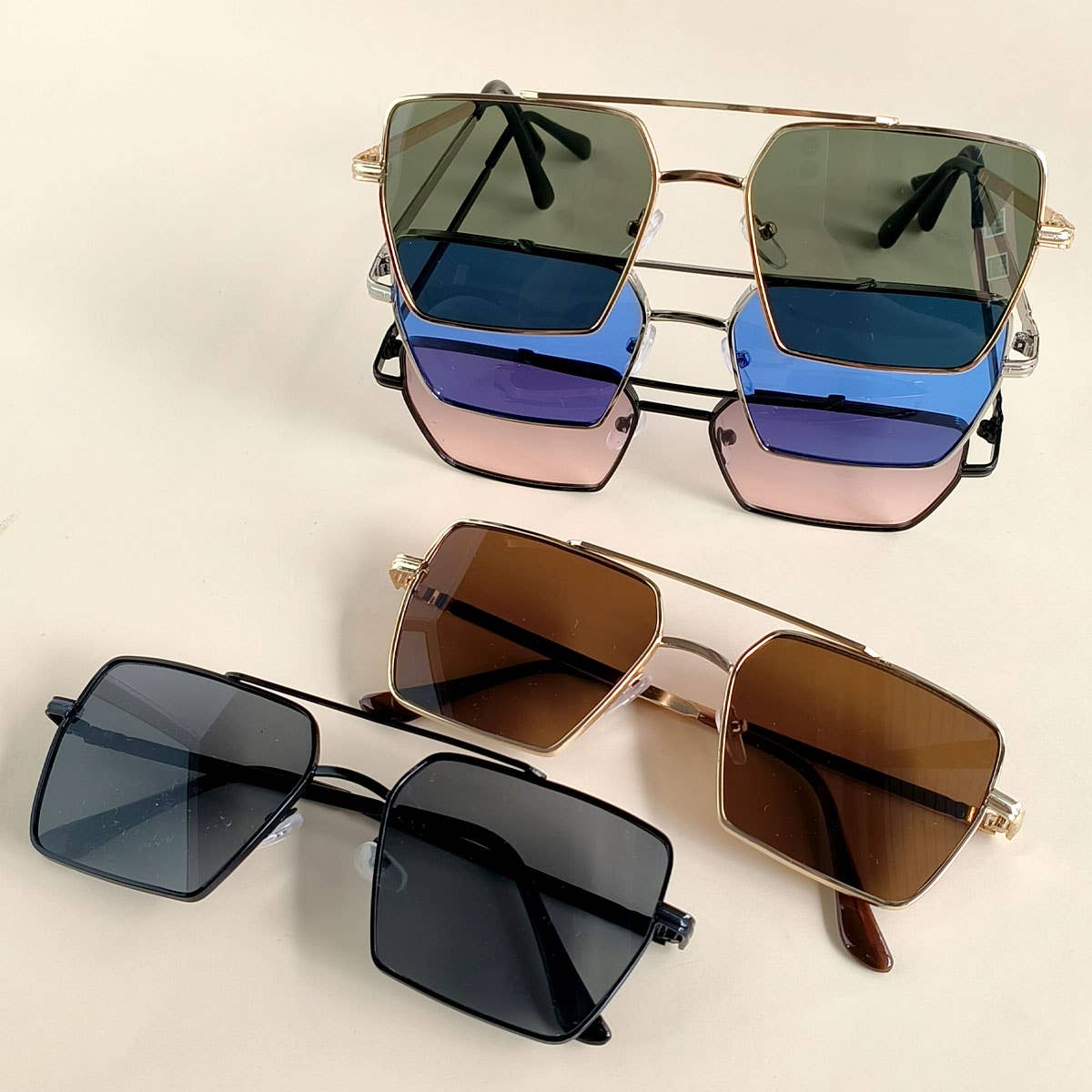 FLAT TOP FRAME SQUARE SUNGLASSES_CWASG0100