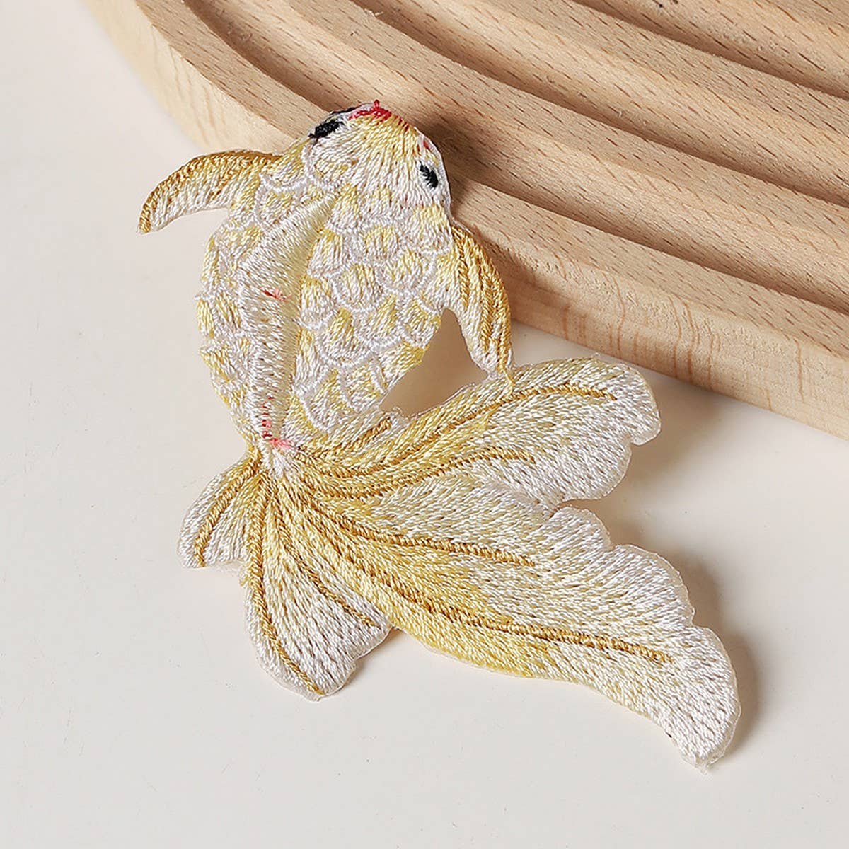3D GOLDFISH EMBROIDERED PATCH FOR STAIN REPAIR_CWMM5930