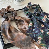 Silk Ink Print Scrunchie With Ribbon Tail_Cwaha07595