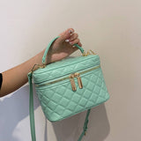 Simple And Stylish Diamond-Shaped Cosmetic Bag_Cwab4481