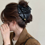 Shelltriangle Clawclip Women Luxury Hairaccessory_Cwaha07782