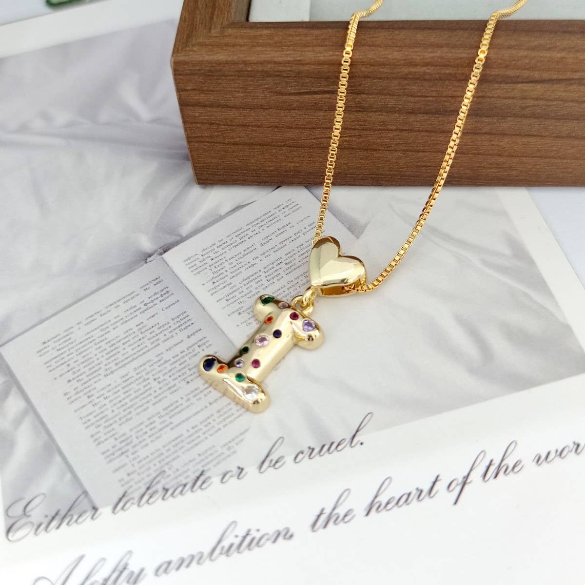 COLORFUL ZIRCONIA HEART LETTER PENDANT NECKLACE_CWMM5875