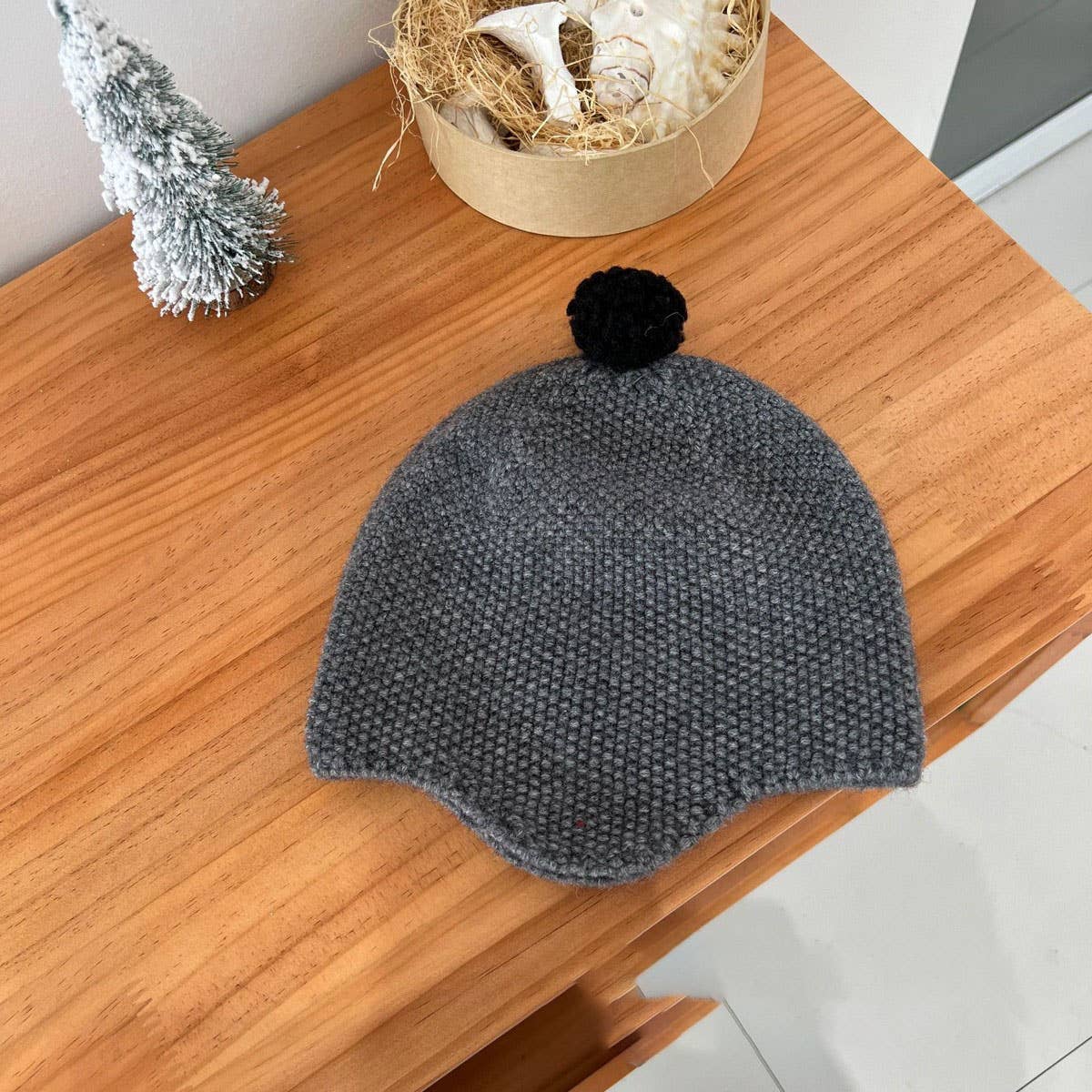 FASHIONABLE COLORFUL BALL CHILDRENS KNITTED HAT_CWAH2925