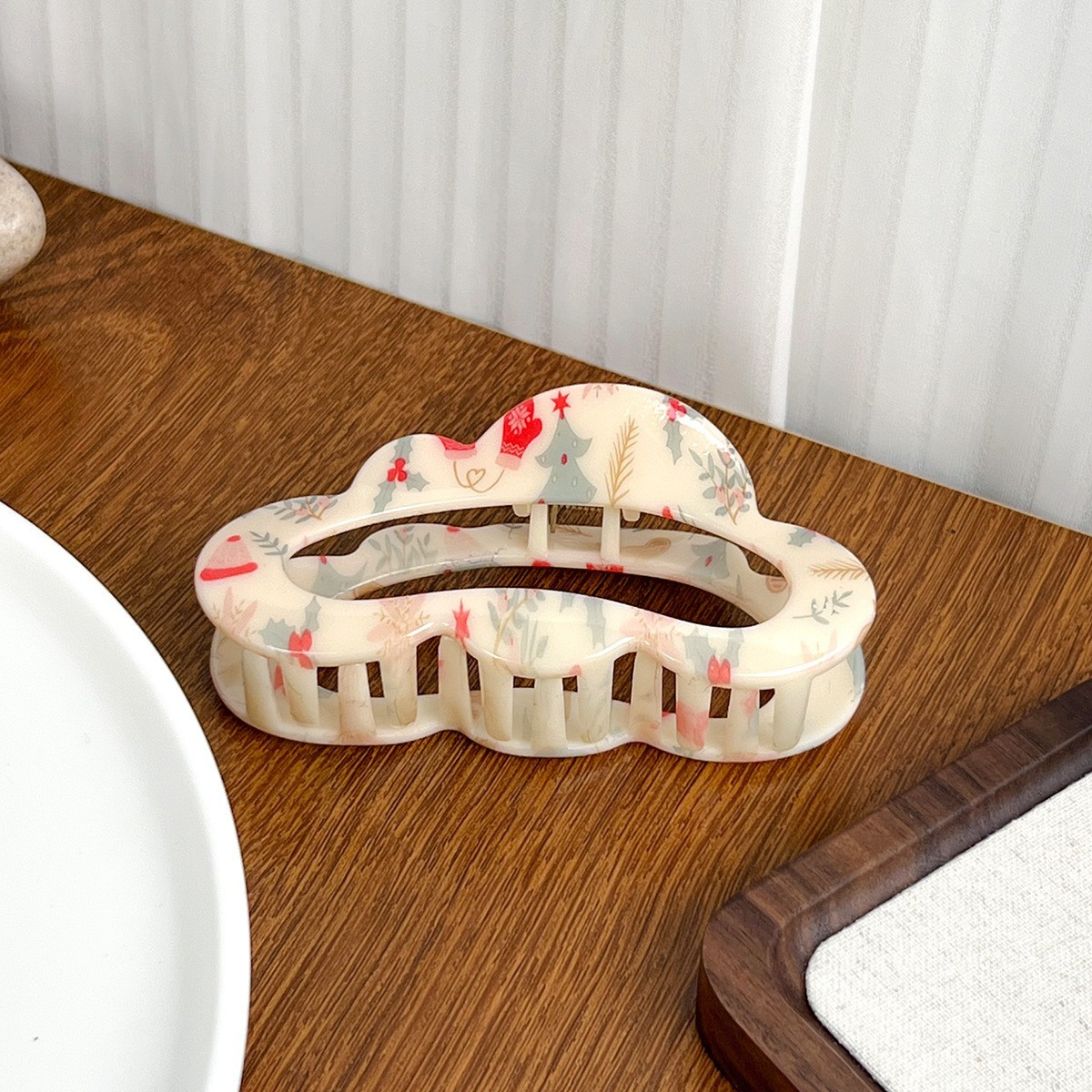 Vintage Floral Claw Clip Elegant Chinese Grip