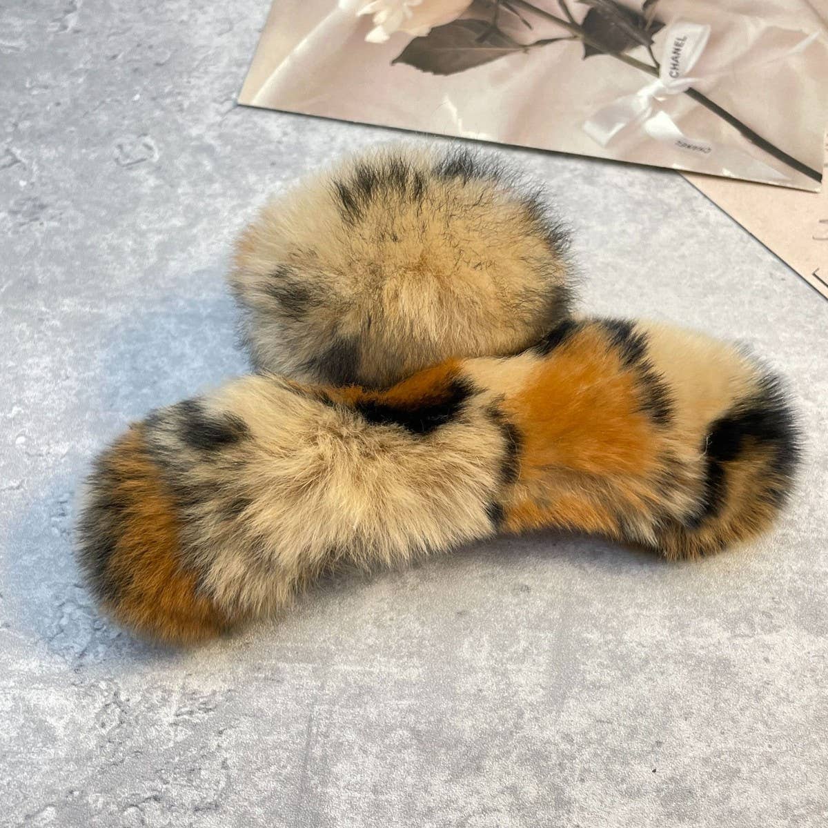 REX RABBIT FUR CLAWS ELEGANT MIXED COLOR CLIPS_CWASC1591