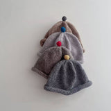 CHILDRENS STYLISH CUTE COLORED BALL KNITTED HAT_CWAH2933