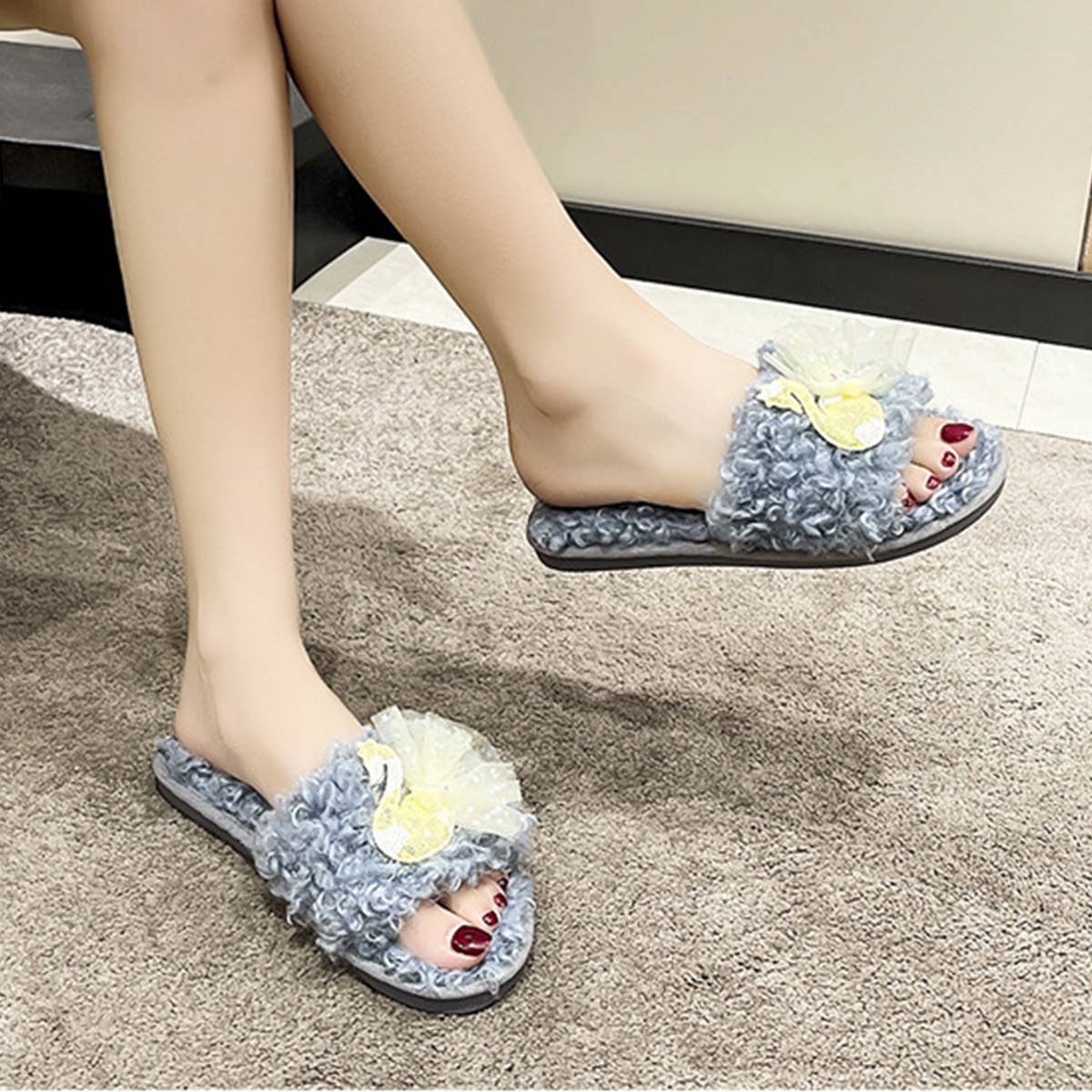 HOMEN LEISURE ROLL PLUSH OPEN TOED SLIPPERS_CWSHS0366