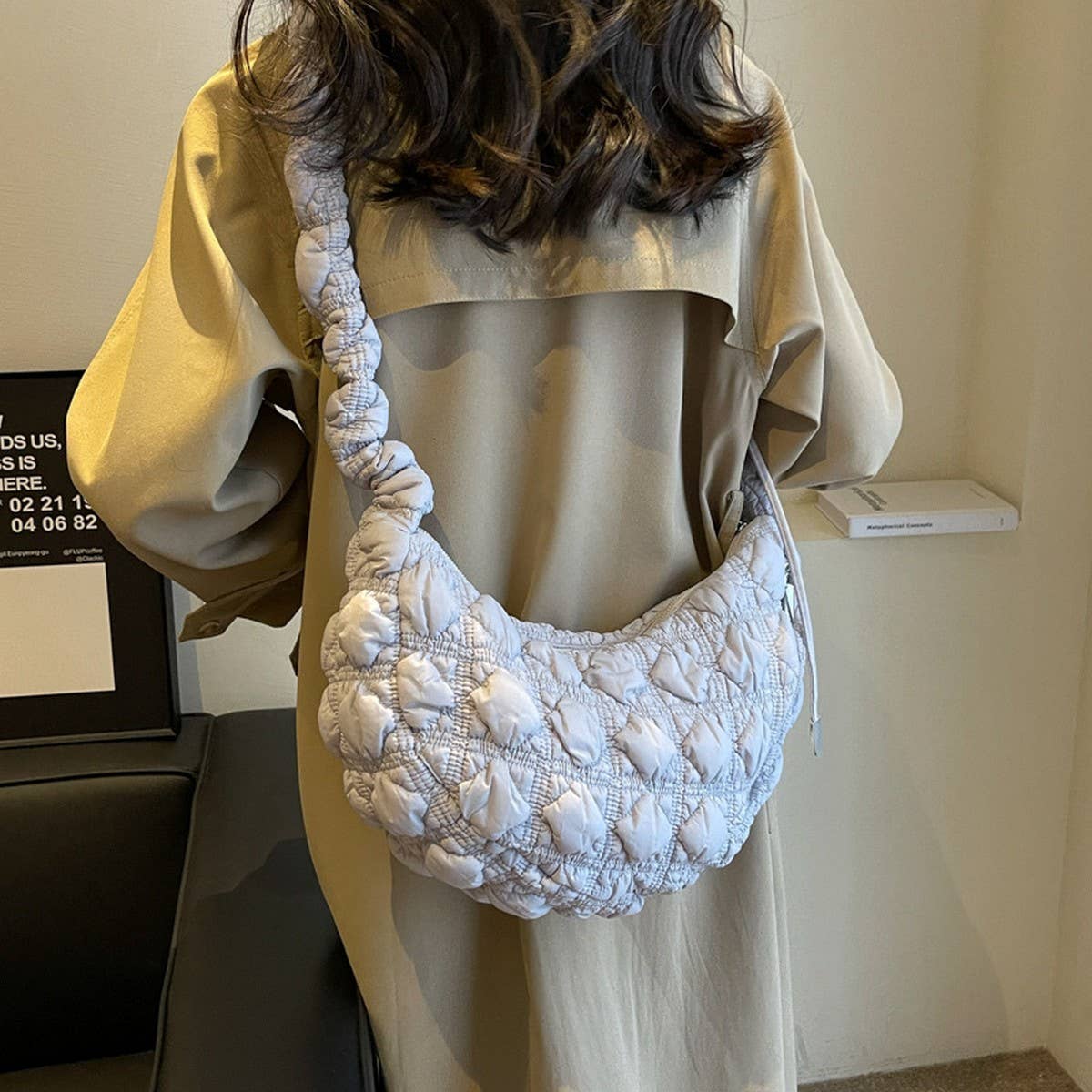 LARGE L SIZE DUMPLING CLOUD SHOULDER BAG_CUAB00478