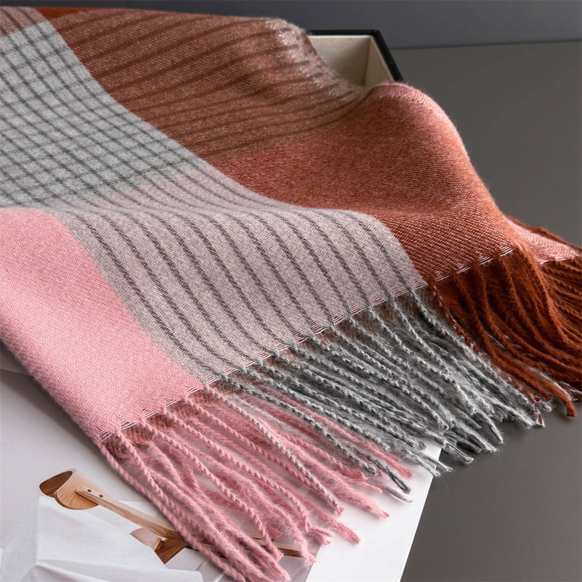 Colorblock Plaid Tassel Scarf Wrap For Winter_Cwasc03275