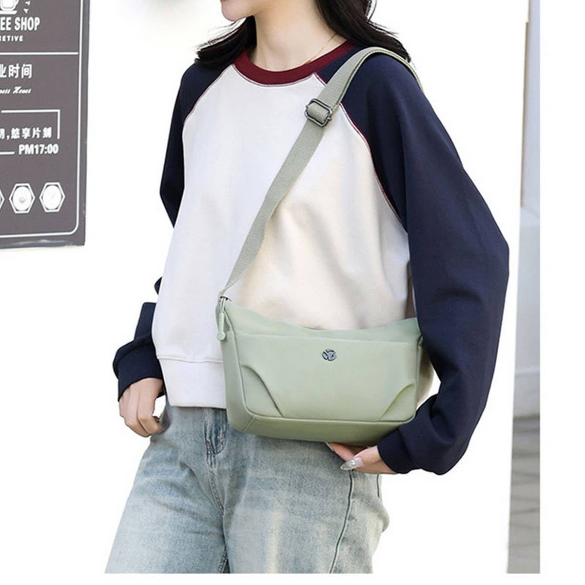 LARGE CAPACITY CASUAL SHOULDER MESSENGER BAG_CWASC1777