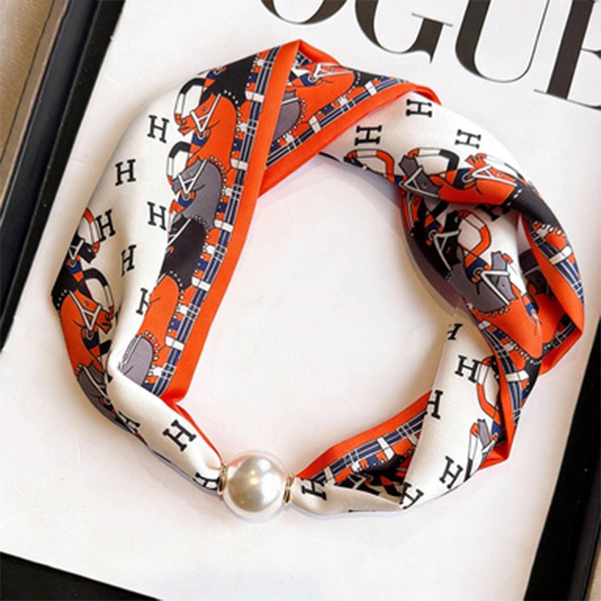 Pearl Magnetic Skinny Silk Neck Scarf_Cwasc03938