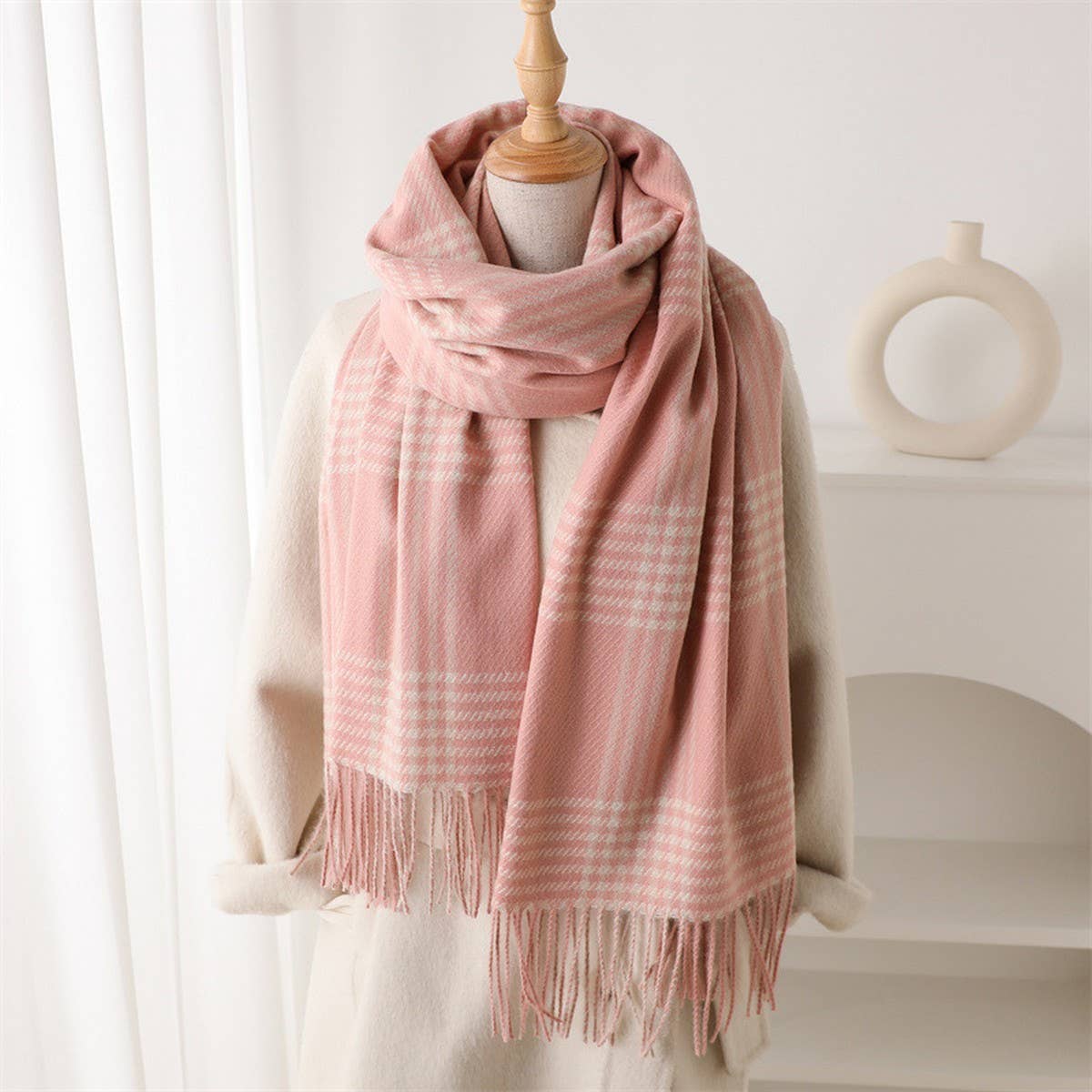 Warm Retro Grid Scarf Shawl For Winter Look_Cwasc2769