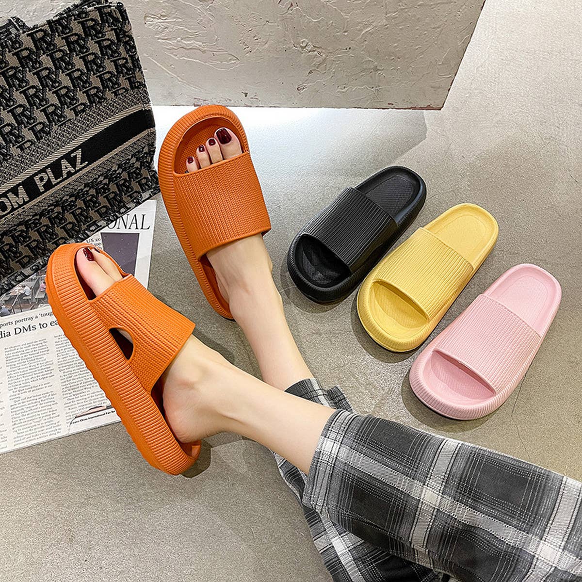 SOFT EVA INDOOR SLIPPERS THICK SOLE FOR WOMEN_CWSHS0636