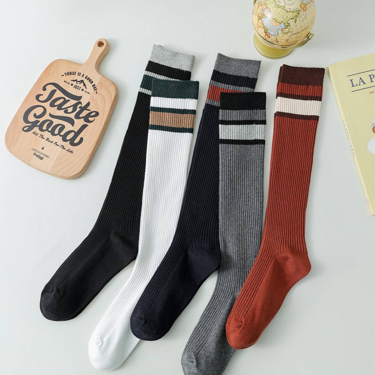 2024 NEW COLOR CONTRAST STRIPED MID CALF SOCKS_CWMS0649