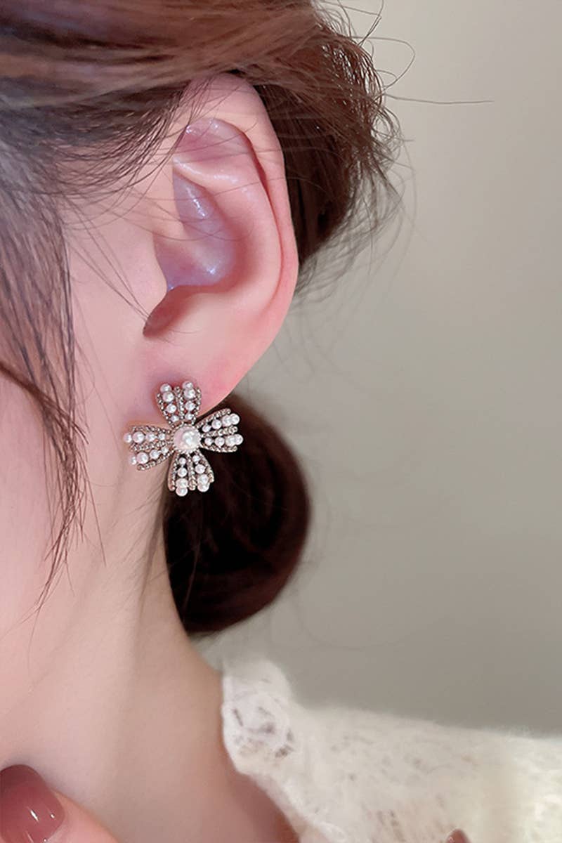 BEADS DECKED STUD EARRINGS_CWAJE0340