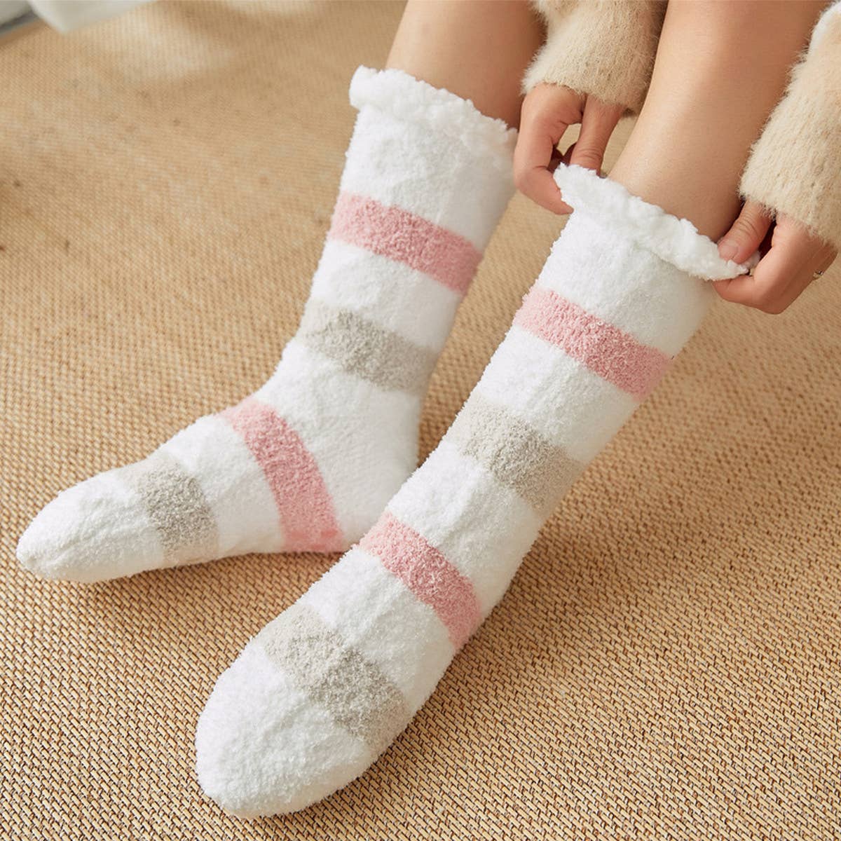 THICKENED TWISTED STRIPED PLUSH INDOOR SLIPPERS_CWMS0711