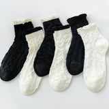 RHOMBUS HEART PATTERN RUFFLE ANKLE SOCKS_CWMS0492