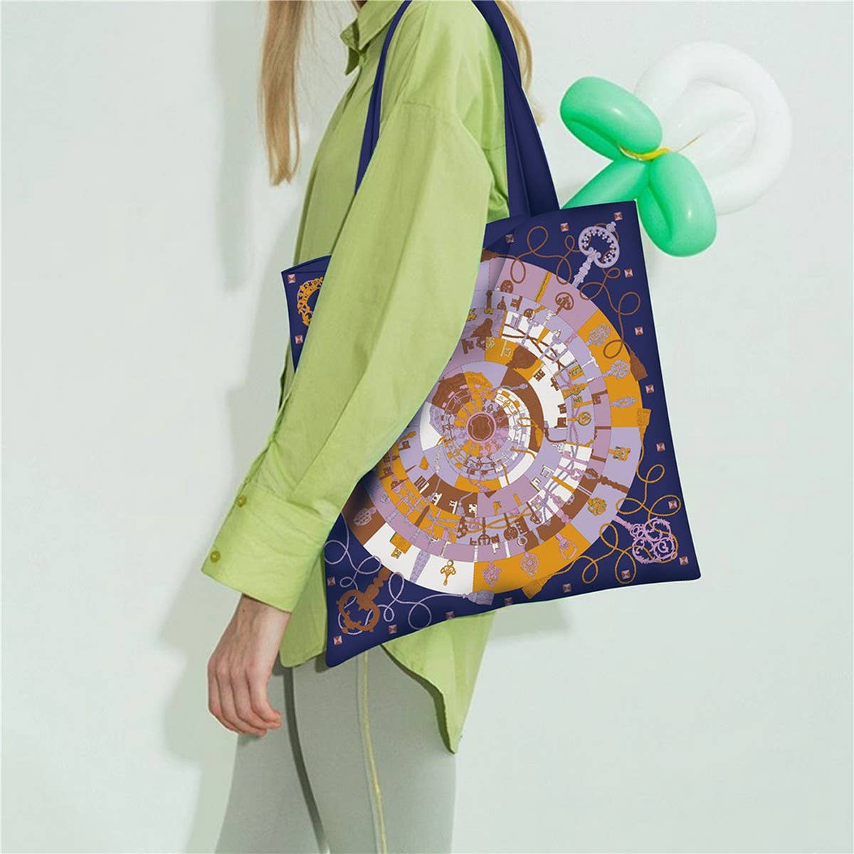 TASSEL KEY CANVAS TOTE BAG FOR WOMEN_CWAB5136