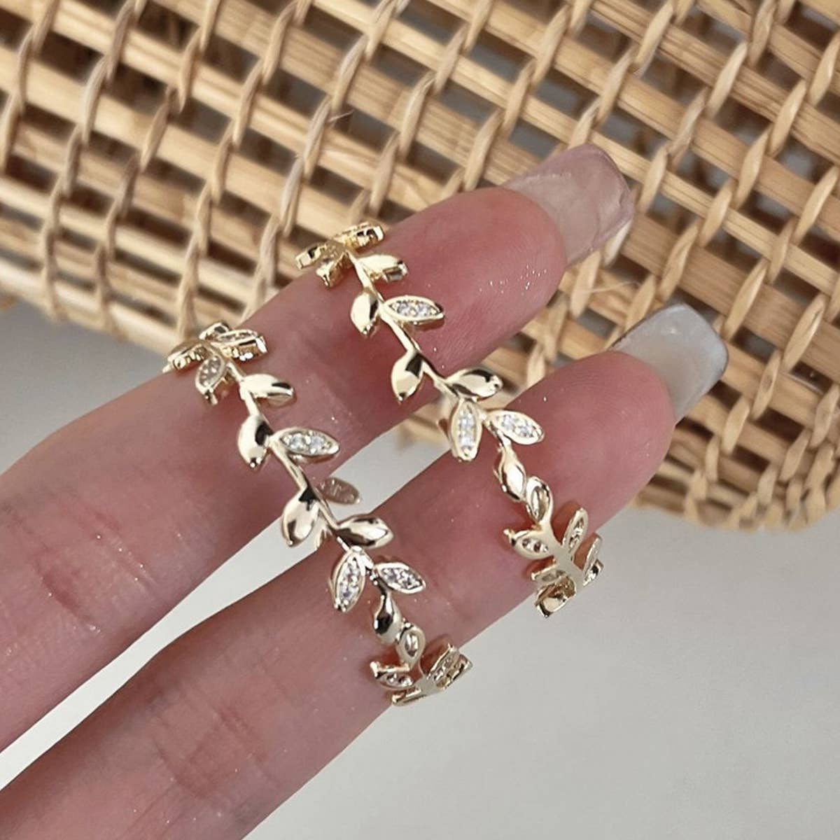 FOREST STYLE RETRO LEAF EARRINGS_CWAJE1452