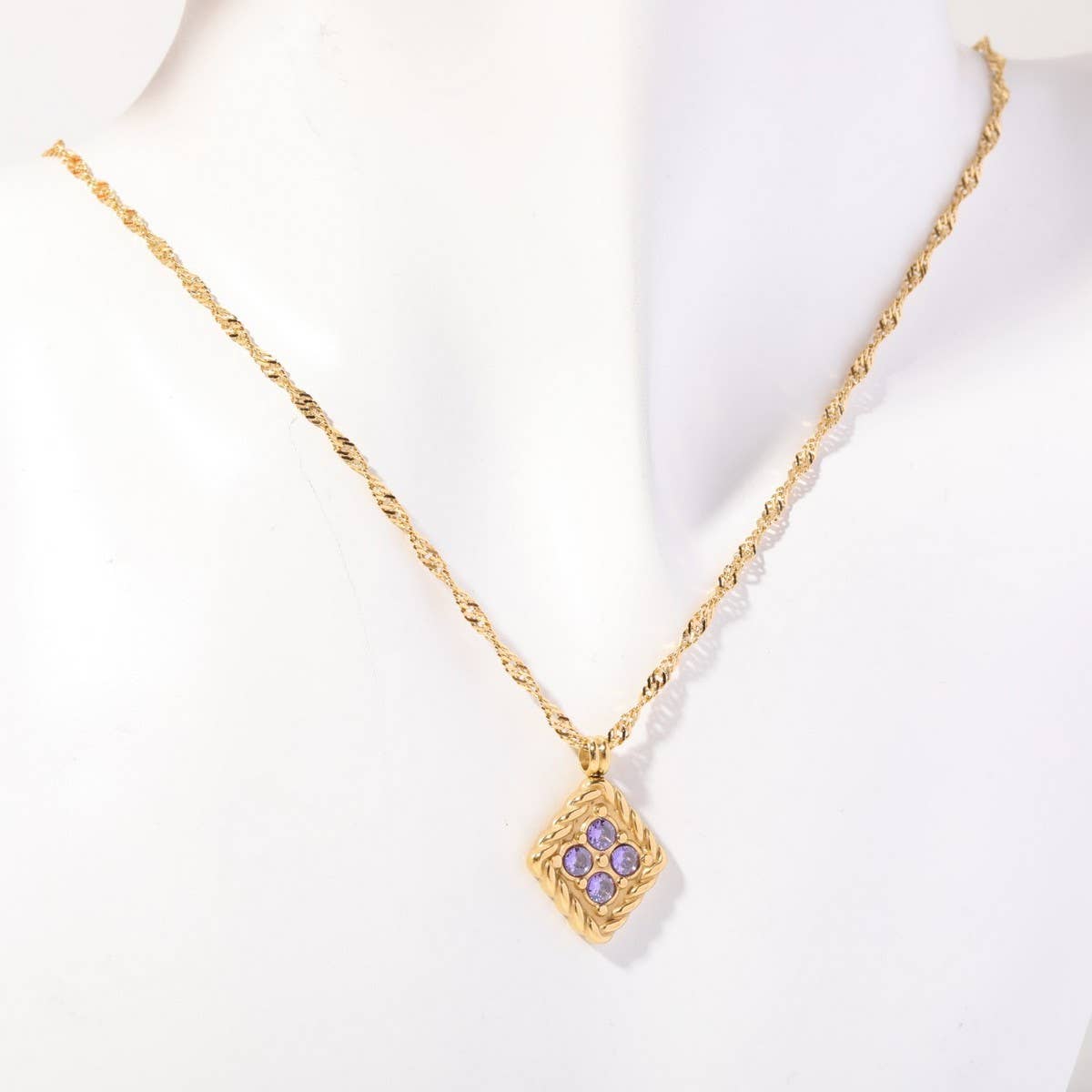 DECEMBER BIRTHSTONE COLORED ZIRCON NECKLACE_CWMM5652