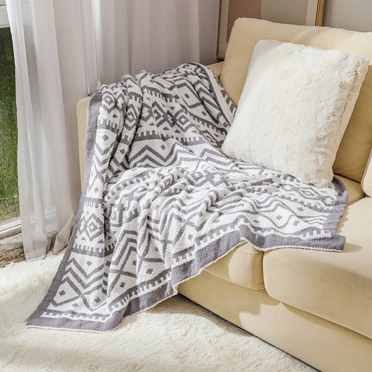 KNITTED SOFT AND LIGHT GEOMETRIC PATTERN BLANKET_CWMM0208