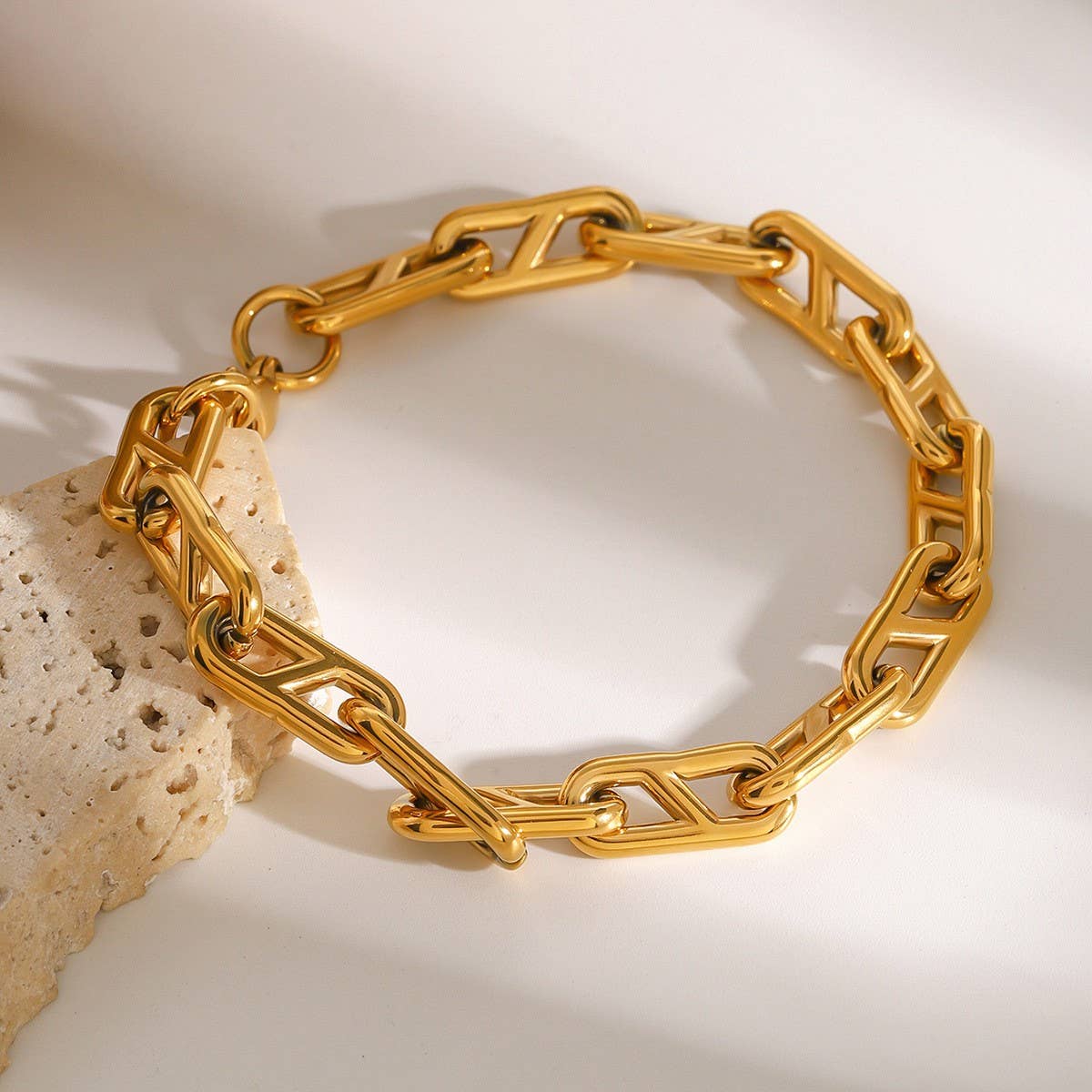 GOLD STAINLESS STEEL CHAIN BRACELET NO FADING_CWAJE4876