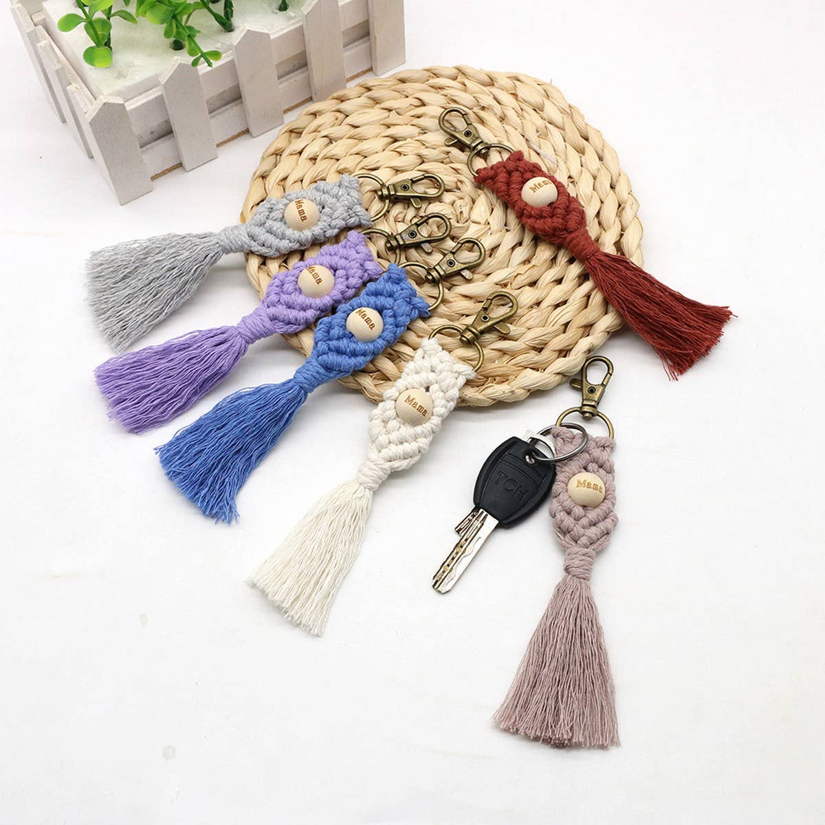 LETTER PENDANT COTTON ROPE BRAIDED KEYCHAIN_CWMM1579