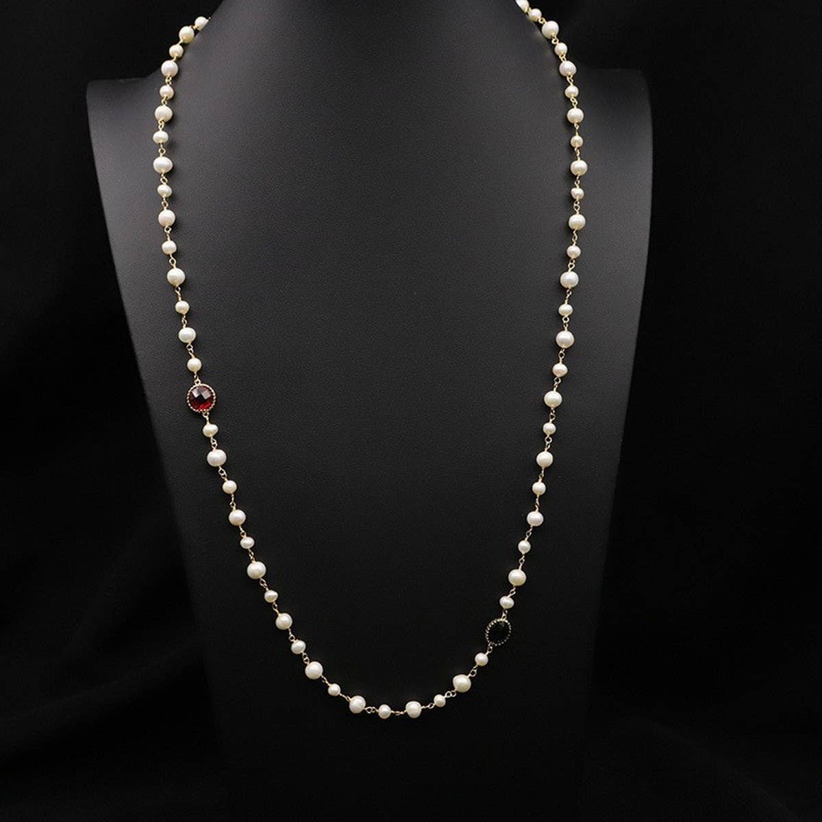 Womens High-End Pearl Sweater Necklace
