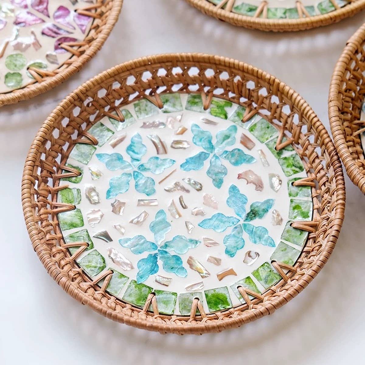 HAND WOVEN RATTAN DESSERT CREATIVE FRUIT PLATE_CWMM4532