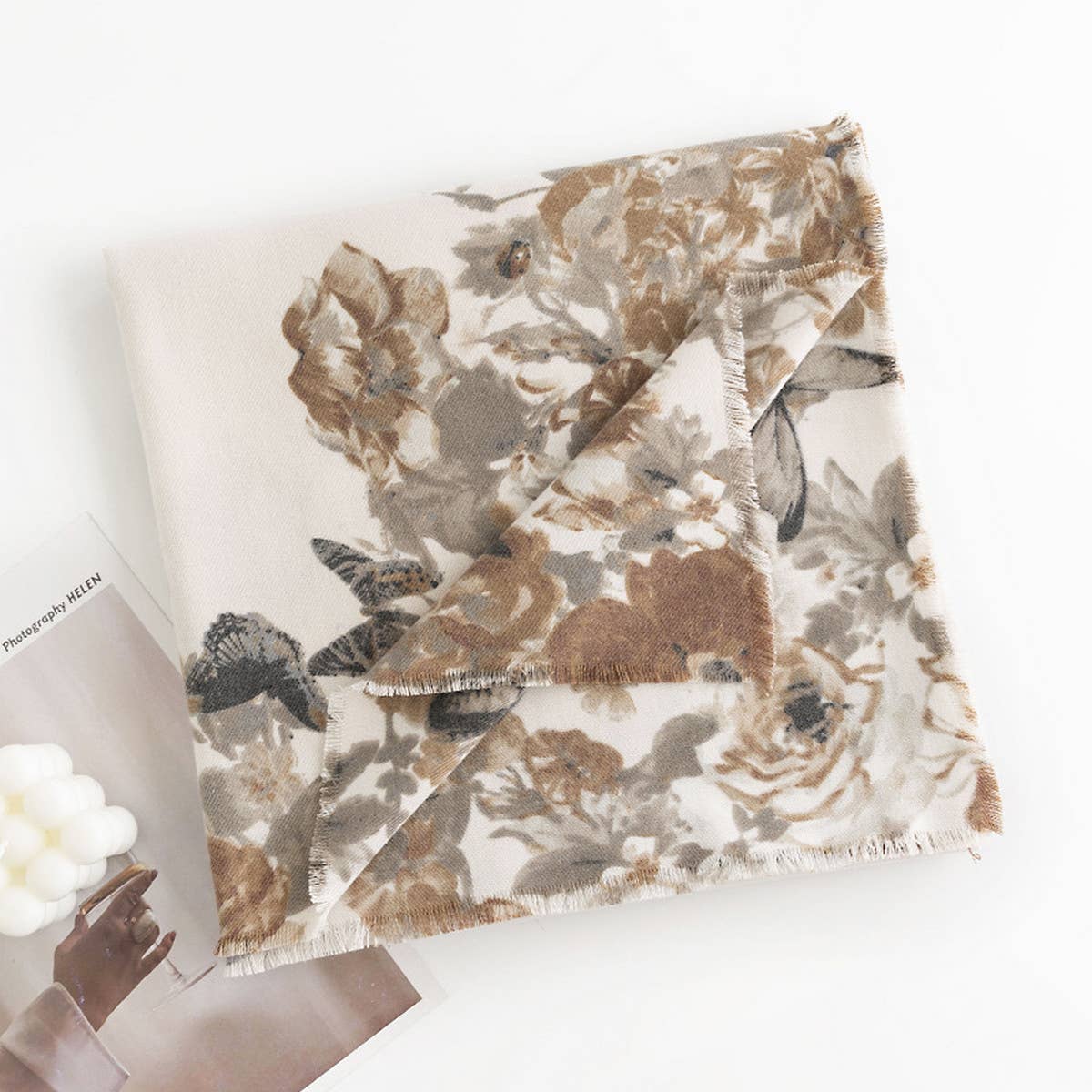 Stylis Warm Fringed Twil Floral Scarf_Cwasc0488