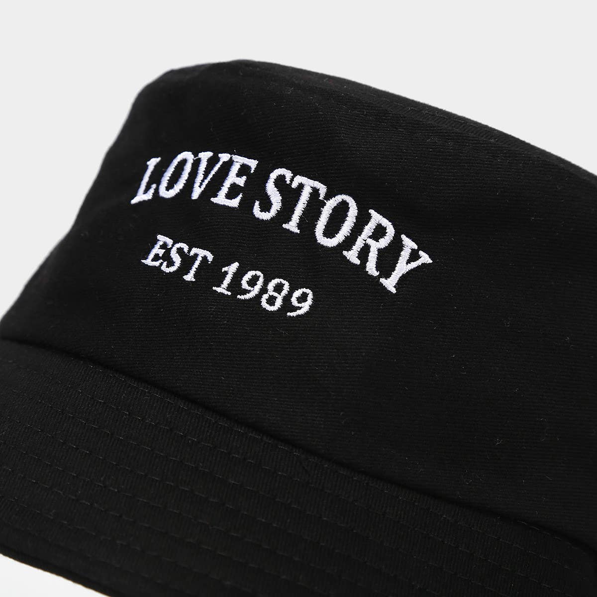 OUTDOOR LETTER EMBROIDERED BUCKET HAT_CWAH1633