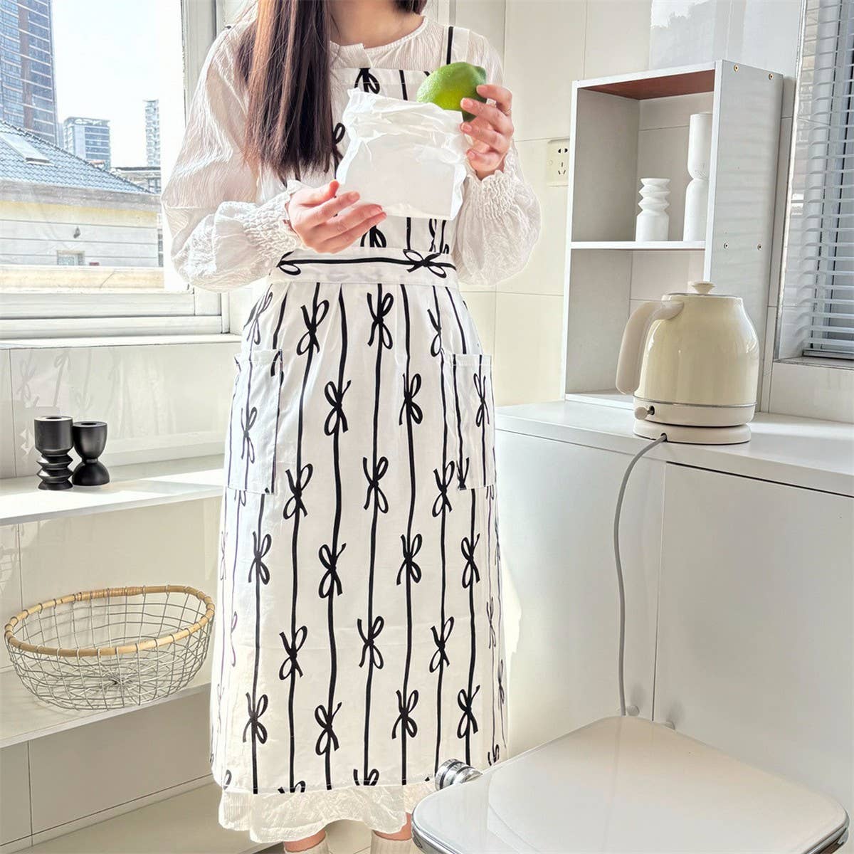 BUTTERFLY FRESH HANDMADE MULTICOLOR APRON_CWMM5795