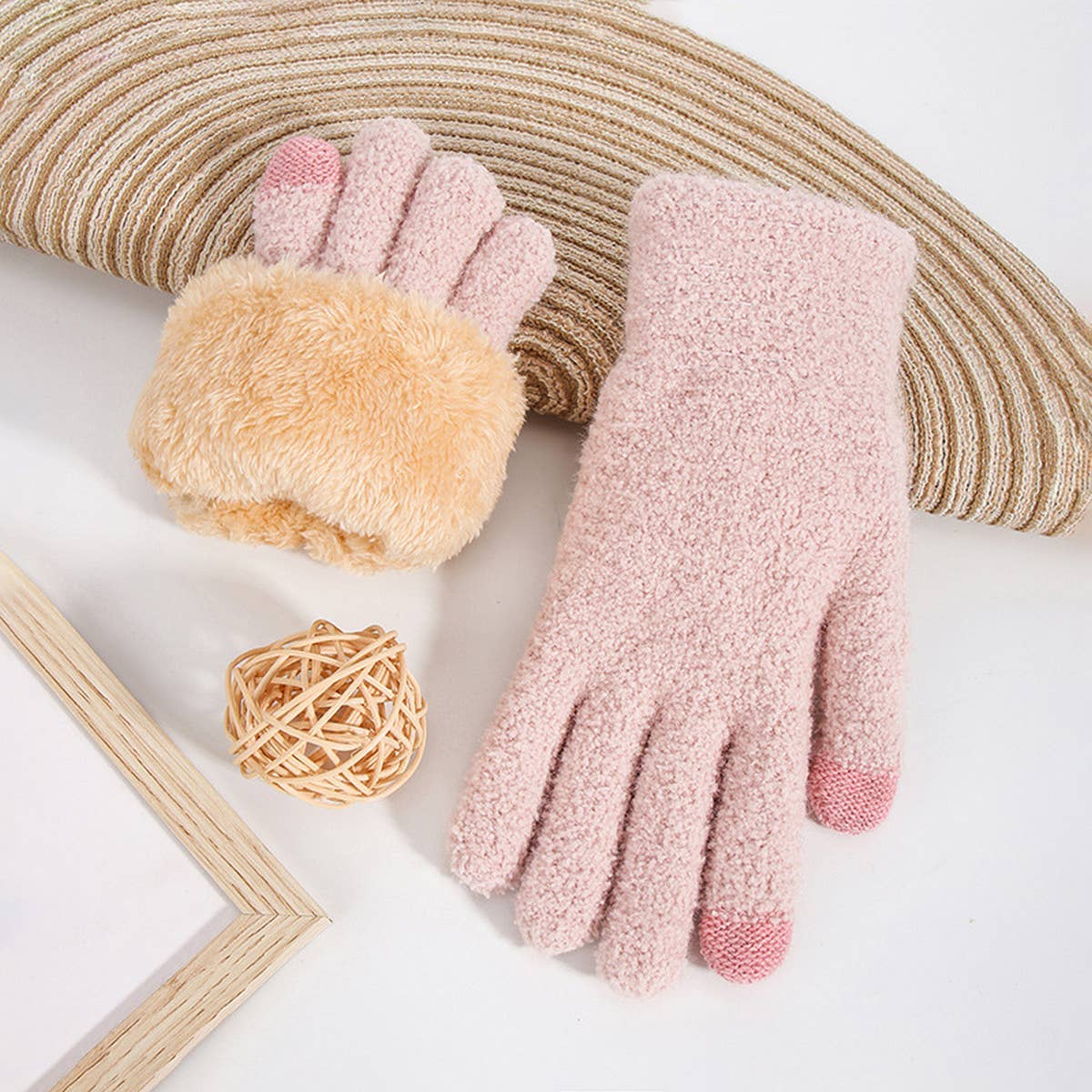 Outdoor Thick Double Layer Knitted Gloves_Cwag0129