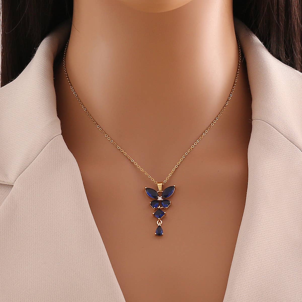 STYLISH BUTTERFLY TASSEL PENDANT NECKLACE_CWAHA0880
