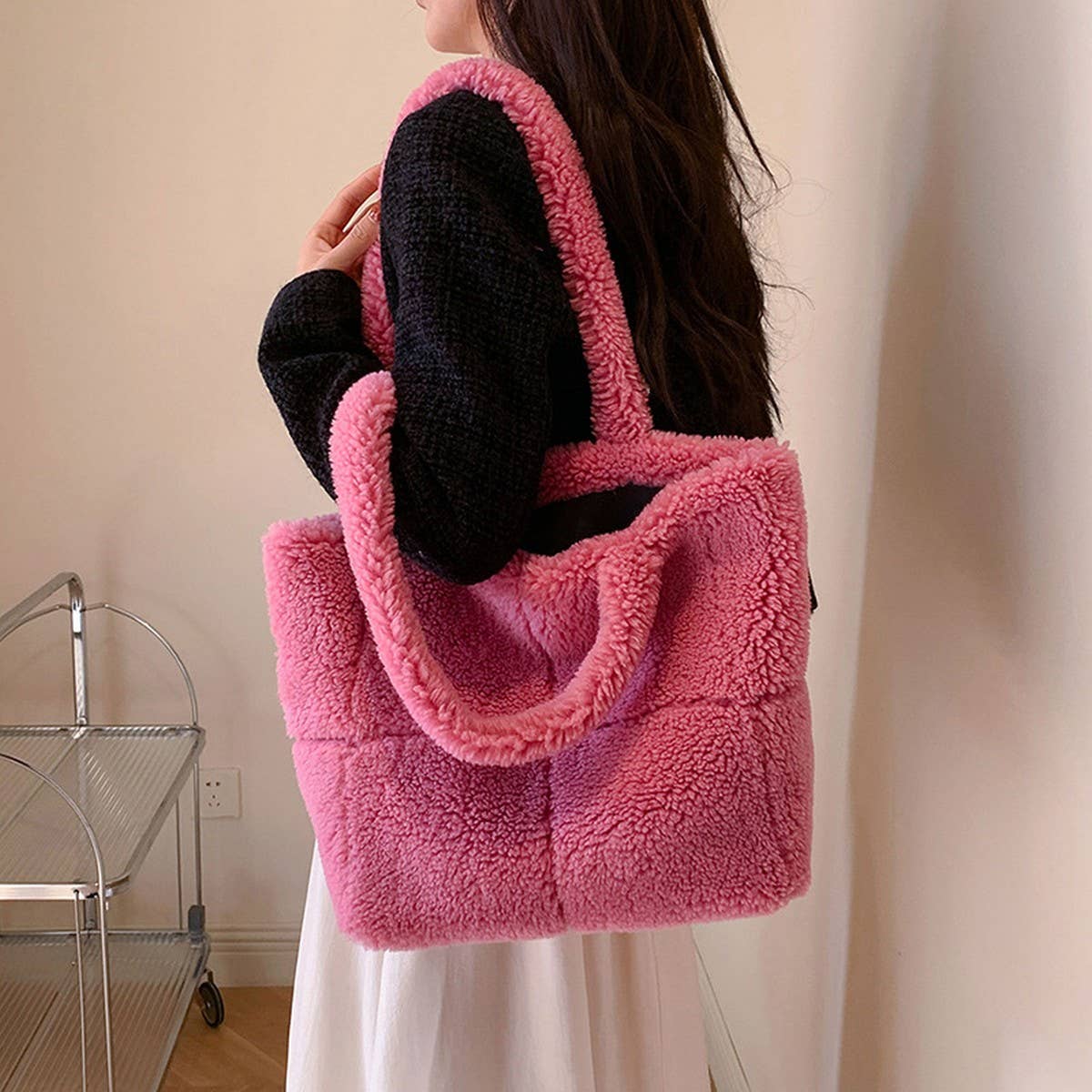 Winter Checkered Lamb Wool Shoulder Plush Bag_Cwab3912