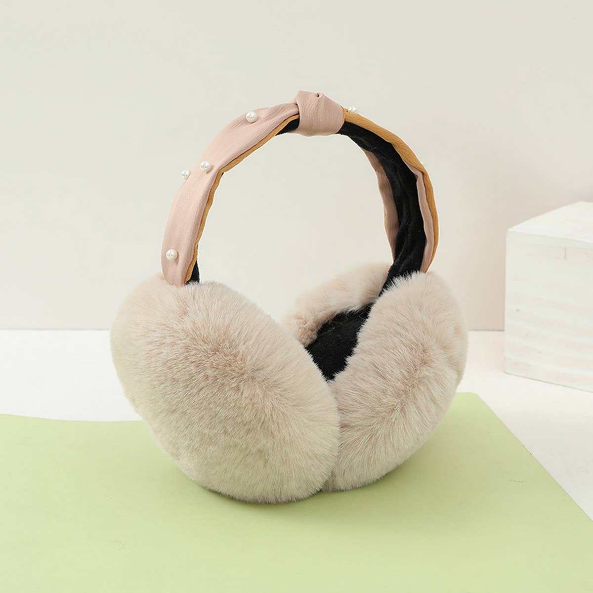 CUTE WARM FOLDABLE PORTABLE EARMUFFS_CWMM1437