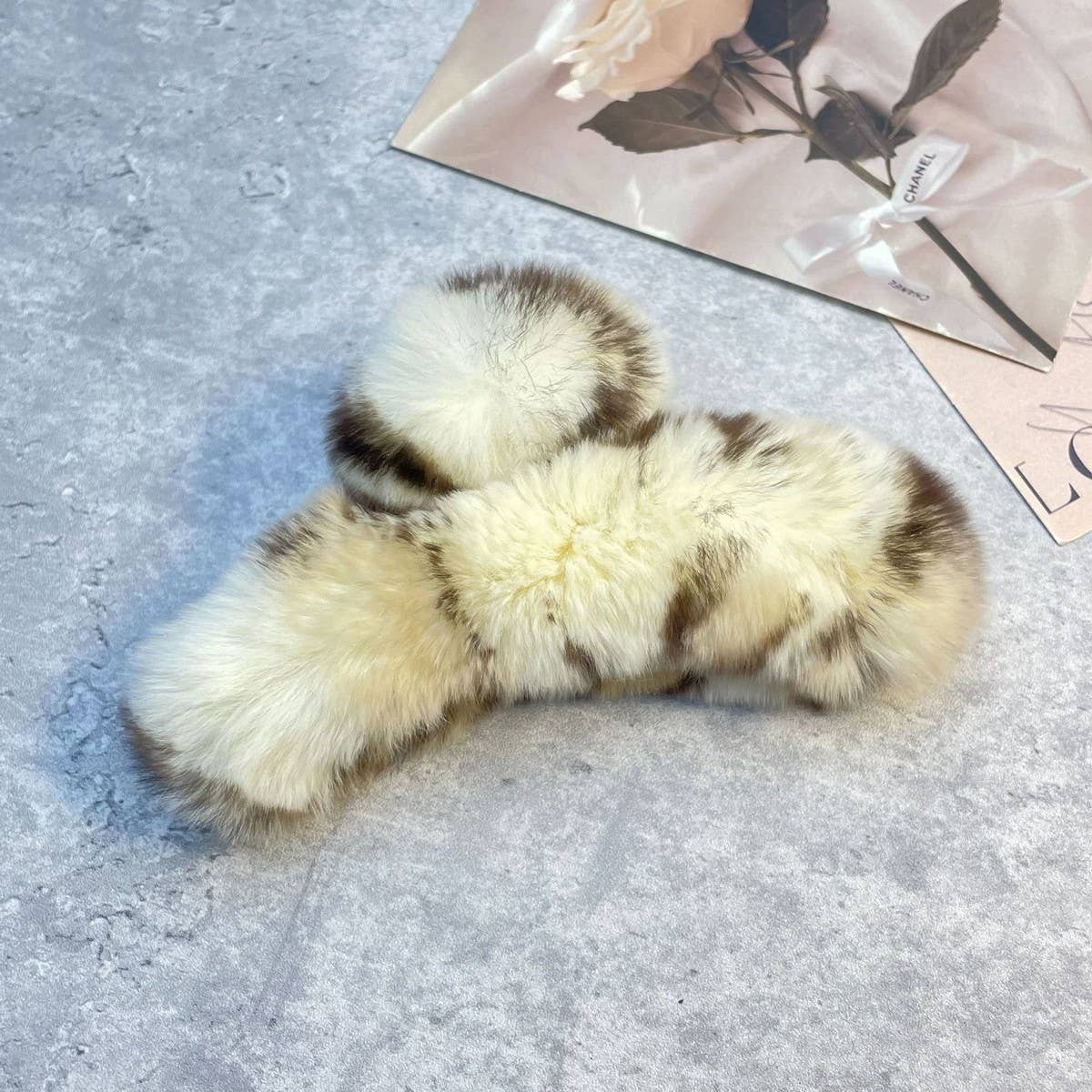 REX RABBIT FUR CLAWS ELEGANT MIXED COLOR CLIPS_CWASC1591