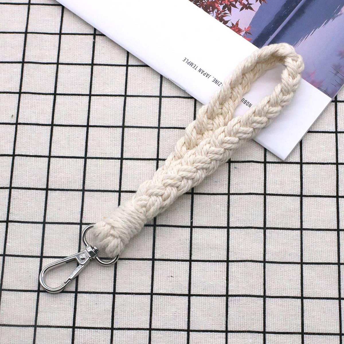 HAND WOVEN KEYCHAIN BRACELET_CWMM1561