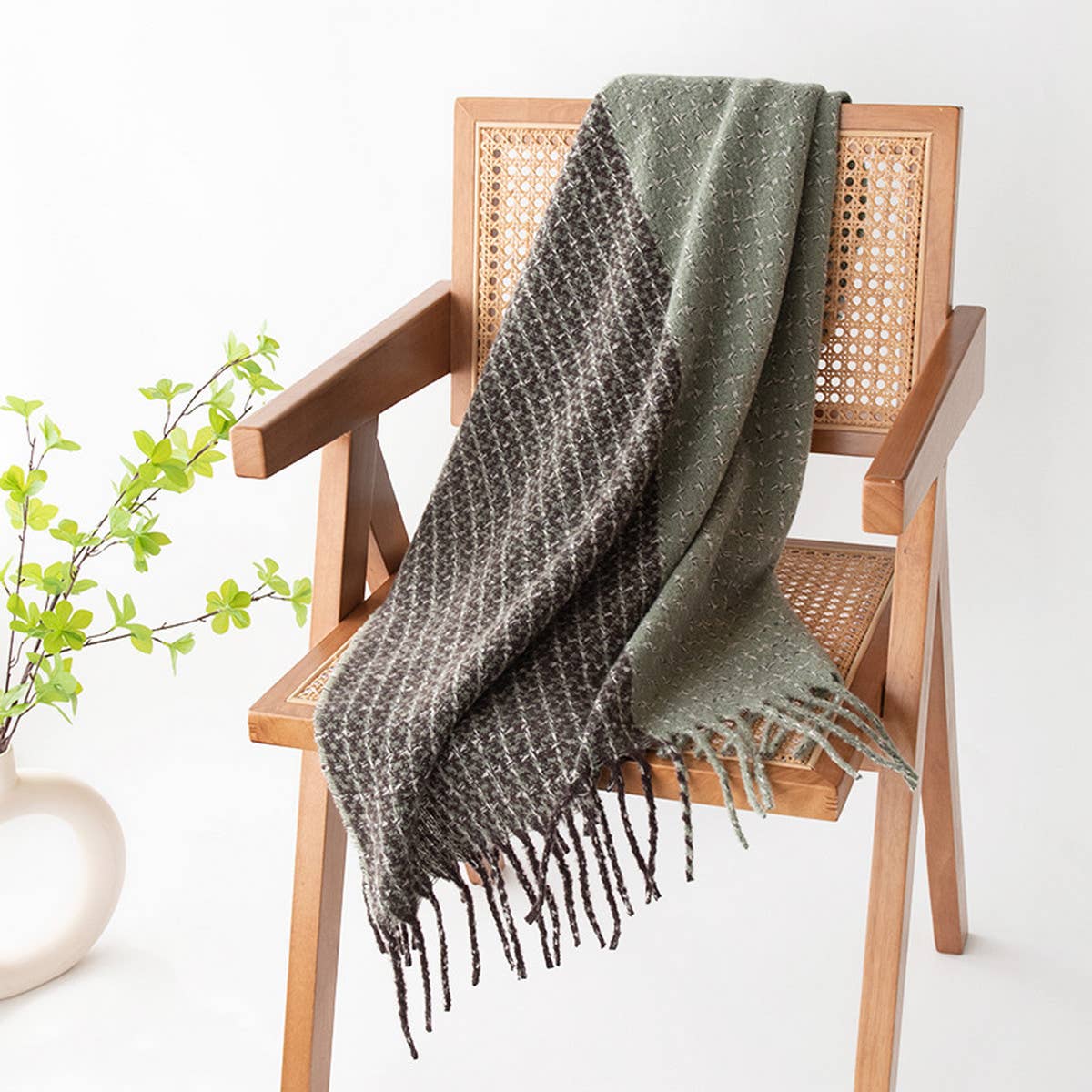 SOFT PLAID SCARF VINTAGE TASSEL WOMENS WRAP_CWASC1001