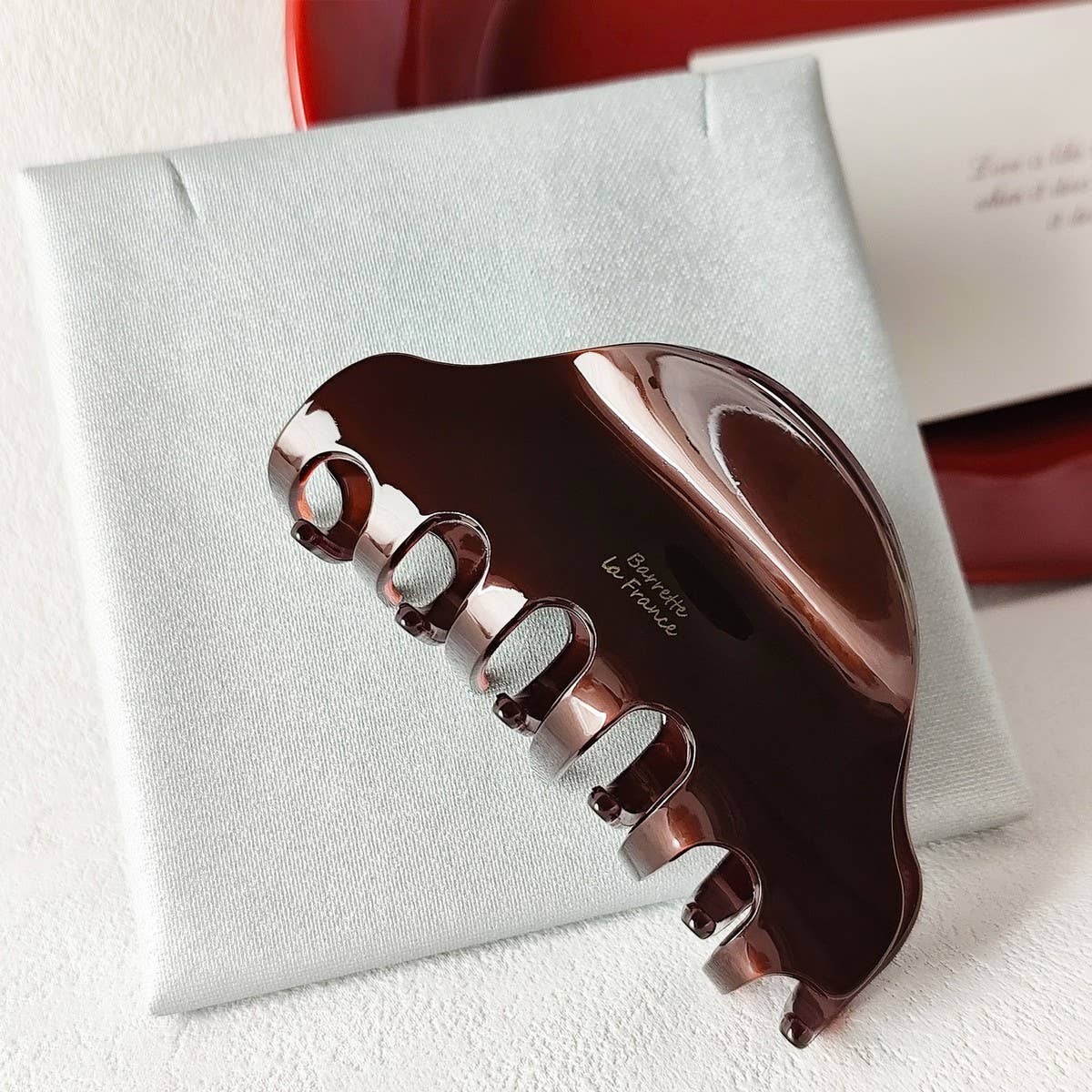 Half-Moon Acetate Hair Claw ? Chic Clip_Cwaha07245
