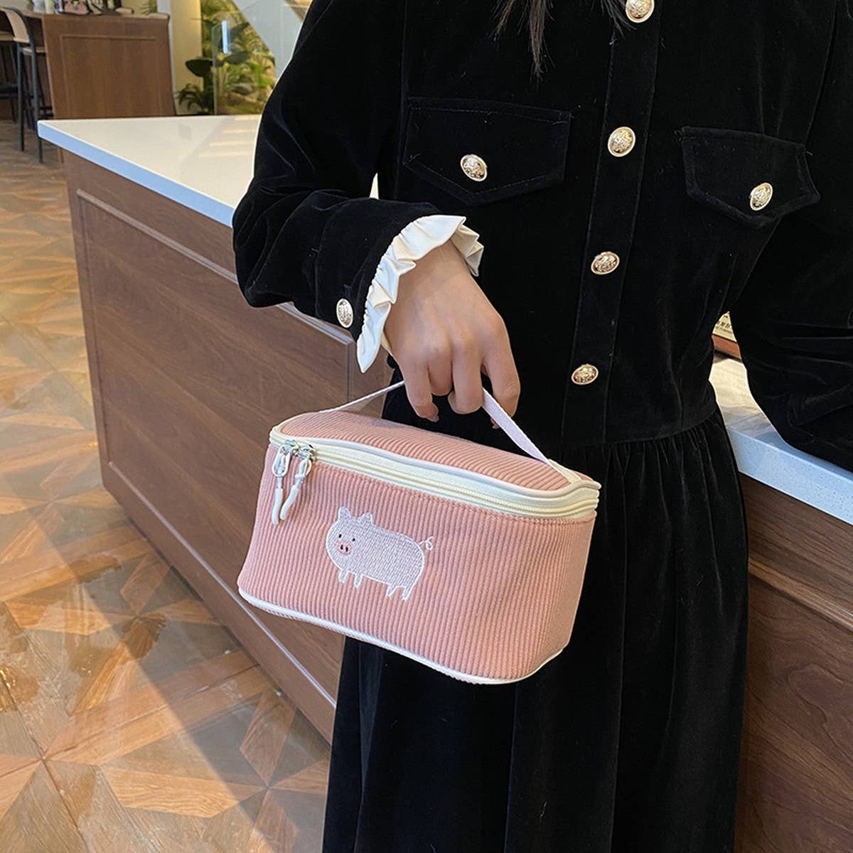 NEW CORDUROY FABRIC PORTABLE COSMETIC BAG_CWAB4425