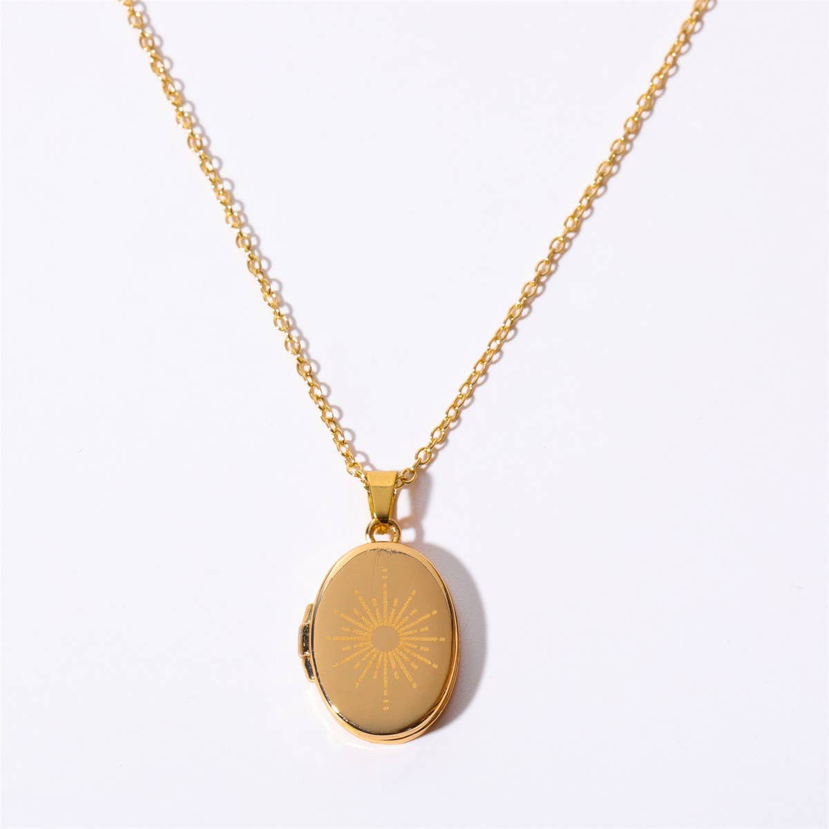 DEVILS EYE OPENABLE PHOTO ALBUM NECKLACE_CWMM5532